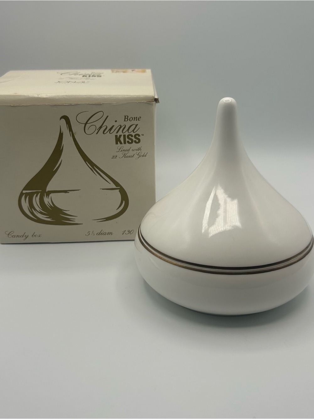 VTG Jonal Bone China "China Kiss" Covered Hershey Candy Dish 22K Gold Trim w Box